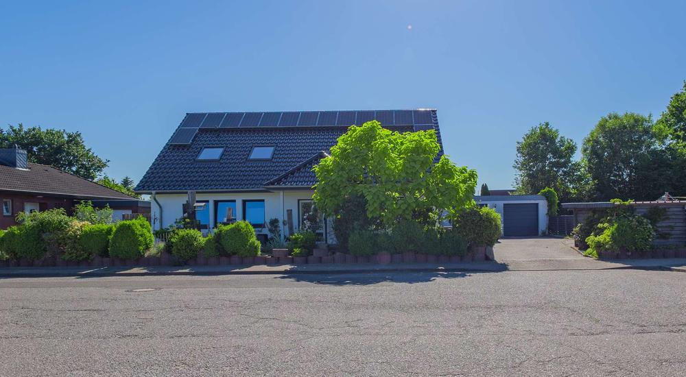 Hausansicht von der Straße