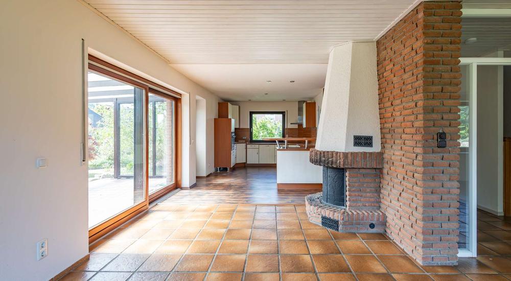 Wohnzimmer mit integrierter Küche